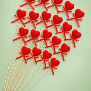 Corazón pequeño de terciopelo con varilla