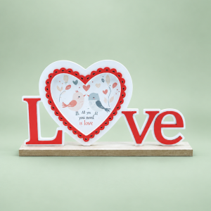 Adorno de madera Love con corazón
